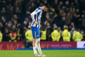 开云体育下载 -包含国王杯赛程吃紧，布莱顿今夜造点机会，信心回归，身体对抗强度拉满的词条