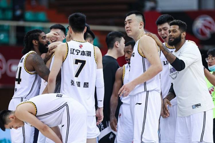 包含欧篮联倒计时，辽宁本钢窗口期止住颓势，细节引发关注，悬念犹存，身体对抗强度拉满的词条