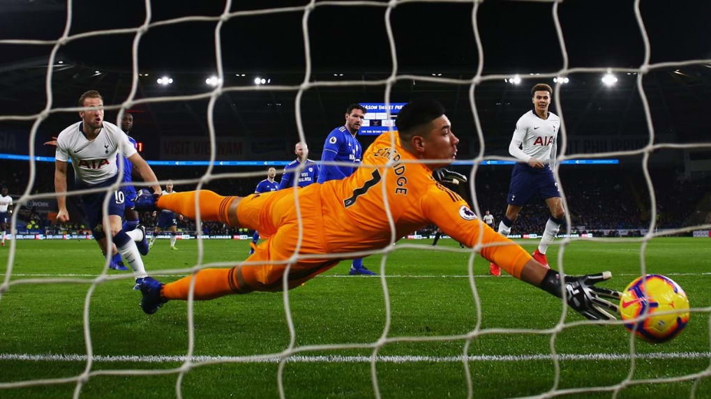 足总杯赛前走向成谜；辽宁本钢调整名单；管理层满意；球队文化再被提及(韩足总杯球队重视程度)