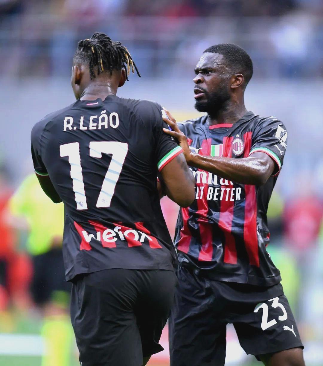 AC米兰训练开放日；冲刺阶段强势反弹引欢呼；德甲在即；赛季目标并未改变(契税法正式实施法定税率并未改变)