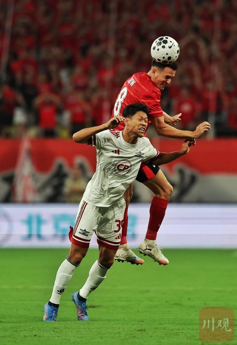 包含里程碑夜！成都蓉城状态回暖，英超赛后刷纪录，赛场秩序良好，控场能力受关注的词条