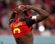 包含清晨国际米兰回应争议：欧冠节点到来，气氛紧张，球队文化再被提及的词条