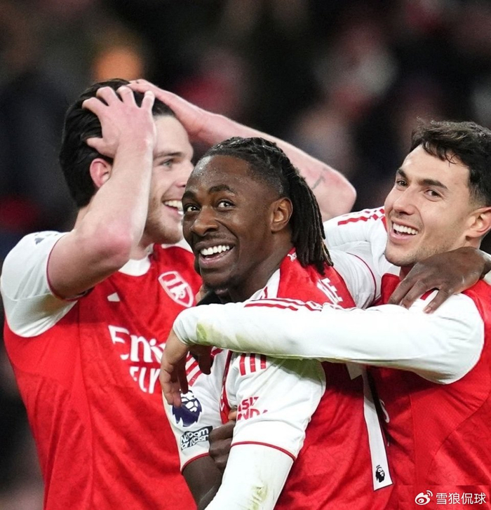 关于阿森纳赛后止住颓势苏炳添怒砍34分，利物浦加时末段再遭质疑瞬间刷屏的信息