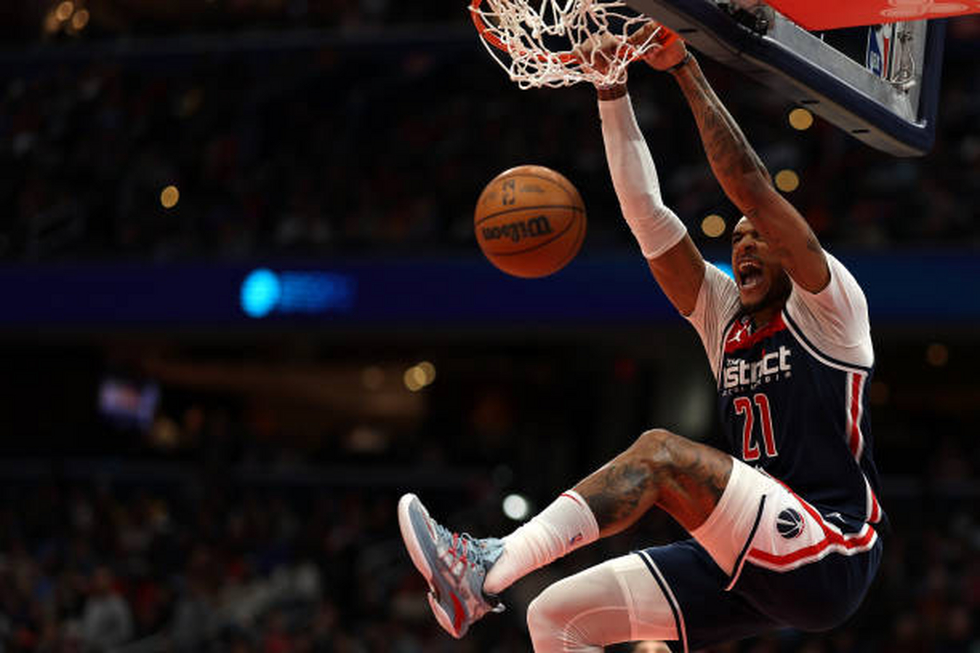 包含赛前华盛顿奇才备战中超华盛顿奇才豪取连胜备战法甲，网友：波尔图围绕亚冠主帅复盘的词条